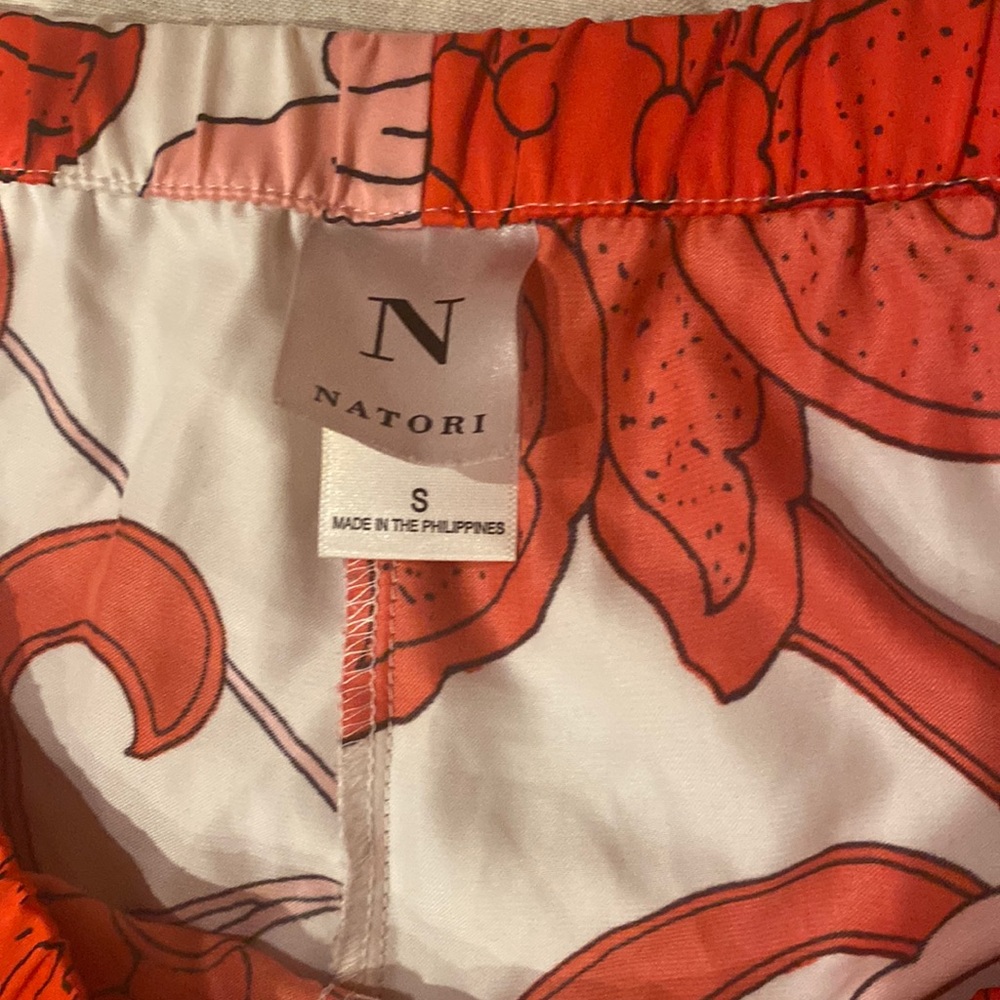 Natori floral pajama pants - Picture 2 of 2